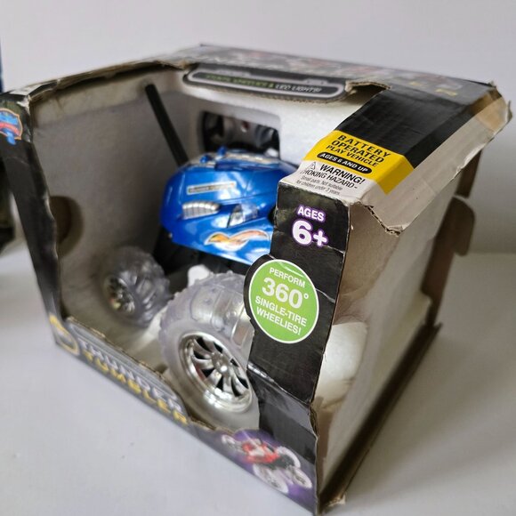 Thunder Tumbler Radio Control 360° Rally Car 2012 Multi-Directional LED Lights & - Picture 5 of 16